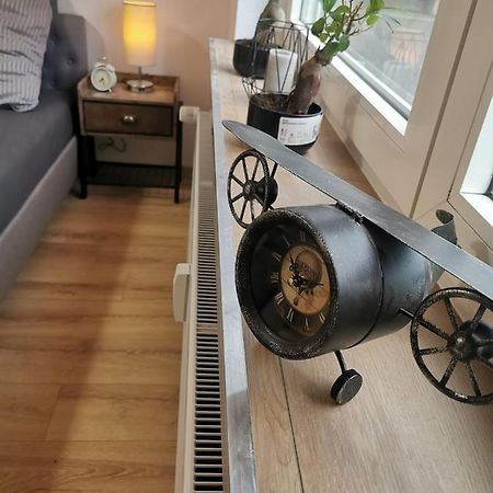 Frisch Sanierte Ferienwohnung 2 Min Vom Suedstrand - Balkon - Pay Tv Wilhelmshaven Ngoại thất bức ảnh