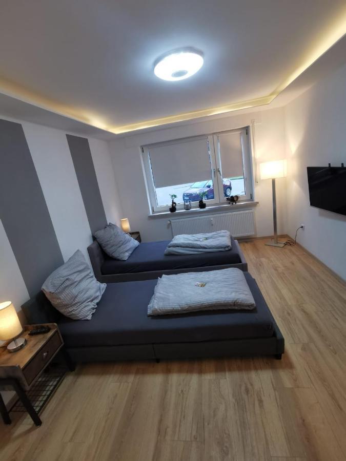 Frisch Sanierte Ferienwohnung 2 Min Vom Suedstrand - Balkon - Pay Tv Wilhelmshaven Ngoại thất bức ảnh