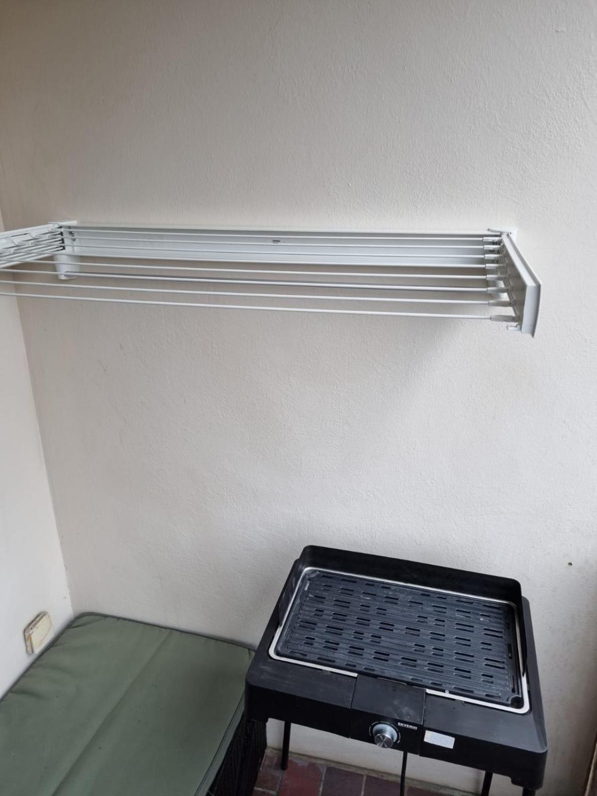 Frisch Sanierte Ferienwohnung 2 Min Vom Suedstrand - Balkon - Pay Tv Wilhelmshaven Ngoại thất bức ảnh